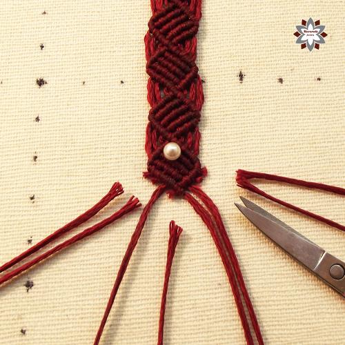 Macramotiv macrame bracelet tutorial DIY knotting