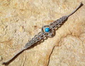 Macrame, knotted bracelet, micro-macrame made by Macramotiv