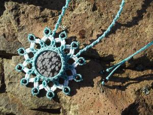 Macrame, knotted necklace, micro-macrame made by Macramotiv