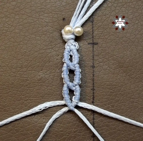 006-Beginner-macrame-chain-bracelet-tutorial-0976