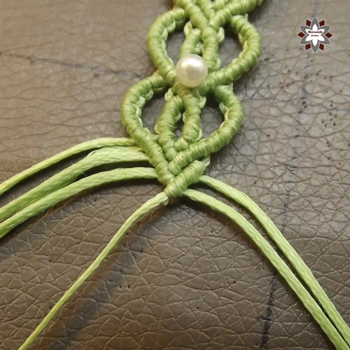 009-Easy-heart-pattern-bracelet-tutorial-1585